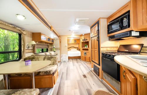Miller Beach Casa | Pet-Friendly 2BR Camper with Fire Pit Grill