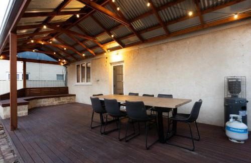 Raphael Precinct Casa | Pet Friendly 2BR Home with Parking and Patio