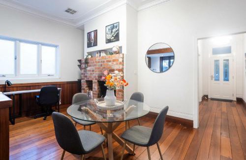 Raphael Precinct Casa | Pet Friendly 2BR Home with Parking and Patio