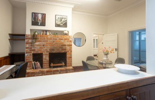 Raphael Precinct Casa | Pet Friendly 2BR Home with Parking and Patio