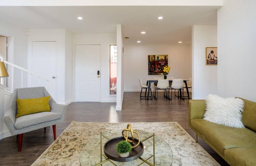 Pleasanton Casa | Pet-Friendly 3BR Home in Pleasanton Near BART