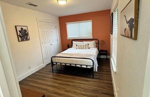 Sweetbriar Casa | Pet-Friendly 3BR w/Pool By DTown