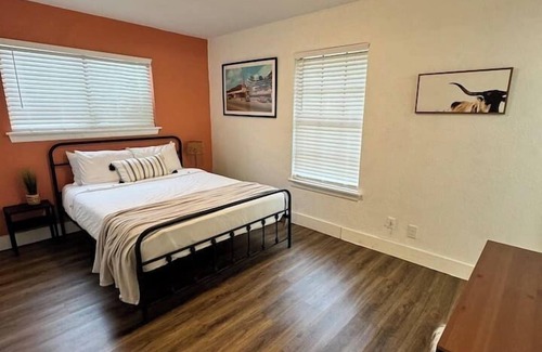 Sweetbriar Casa | Pet-Friendly 3BR w/Pool By DTown