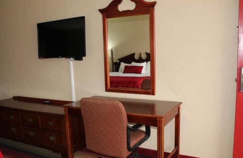 Perry Casa | Pet-Friendly! 4 Amazing Units! Near Perry Area Historical Museum, Free Parking!