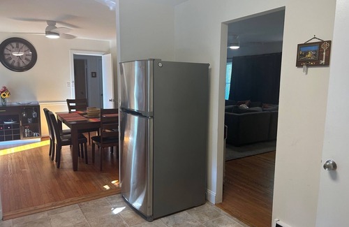 Eastport Casa | Pet Friendly, 4 Bedrooms in Annapolis, MD less than 2 miles to Naval Academy.