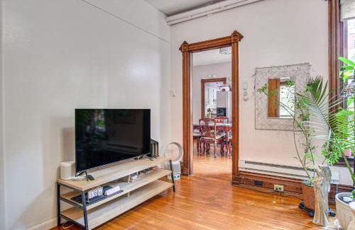 Allentown Apartamento | Pet-Friendly Allentown Apt Near Hamilton District!