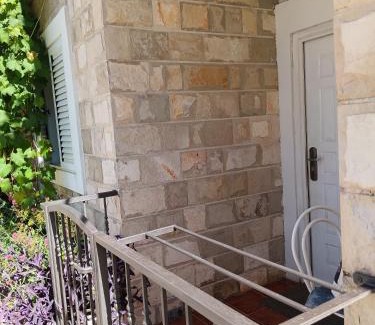 Petrovac Apartamento | Pet Friendly Apartment Ground Floor