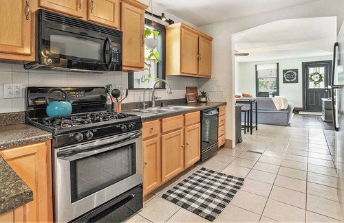 Creston Apartamento | Pet friendly apartment with primary suite with King bed plus a queen bedroom