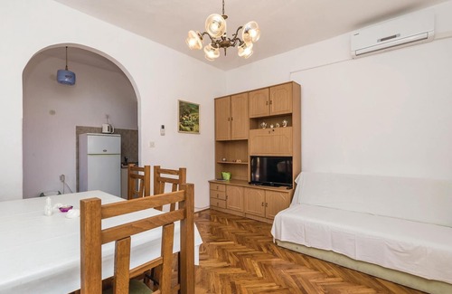 Dinjiska Apartamento | Apartamento que admite mascotas en.