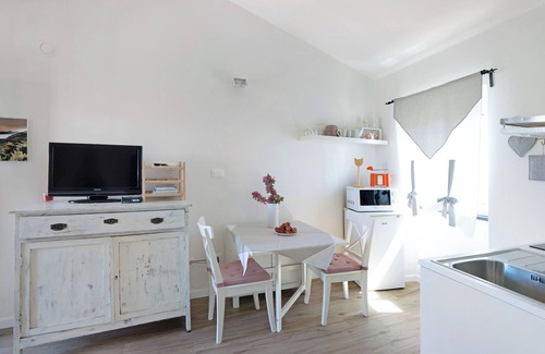 Arcola Apartamento | Apartamento Rosadimaggio Violetta con balcón y Wi-Fi, admite mascotas