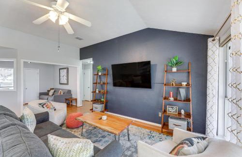 Austin Casa | Pet-Friendly Austin Home with Patio and Fenced Yard!