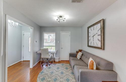 Austin Casa | Pet-Friendly Austin Home with Patio and Fenced Yard!
