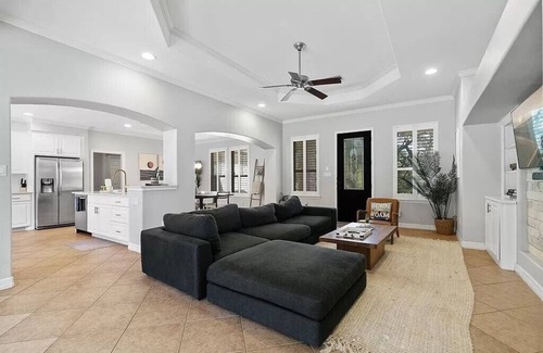 Austin Casa | Pet-Friendly Austin, TX Retreat - 15 mins from downtown