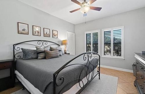Austin Casa | Pet-Friendly Austin, TX Retreat - 15 mins from downtown