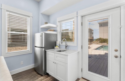 Cape San Blas Casa | Pet Friendly Beach House - Beach Hop