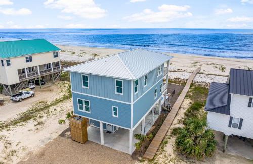 Port St. Joe Casa | Pet Friendly Beach House - Sand Castle Hideaway by Panhandle Getaways