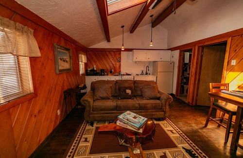 Dubois Casa | Pet-Friendly Cabin with River Access, Hot Tub & Mountain Views!
