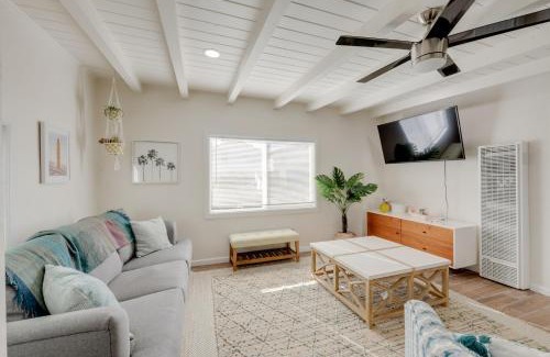 Cayucos Casa | Pet-Friendly Cayucos Home Walk to Public Beach!