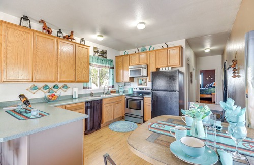 Chilcoot Cabaña | Pet-Friendly Chilcoot Cottage on 34 Acres!