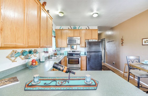 Chilcoot Cabaña | Pet-Friendly Chilcoot Cottage on 34 Acres!