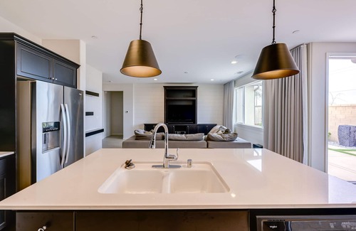 Clovis Cabaña | Pet-friendly Clovis Home - Near Mall & Waterpark!