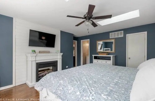 Naperville Casa | Pet Friendly Cozy North Naperville 3 BED/2 BA Home