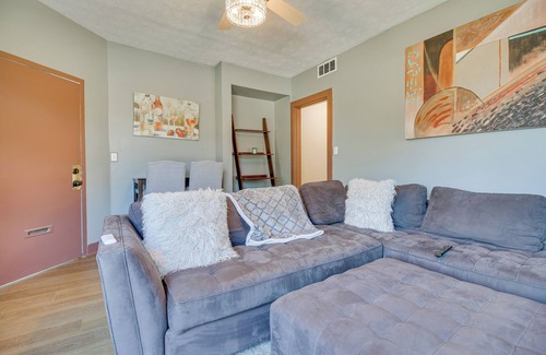 Dayton Apartamento | Pet-friendly Dayton Condo ~ 1 Mi to Downtown!