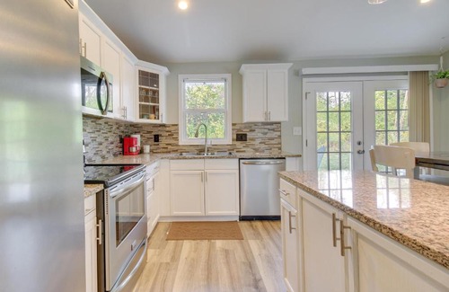 Beavercreek Casa | Pet-Friendly Dayton Home with Grill, Walk to Park!