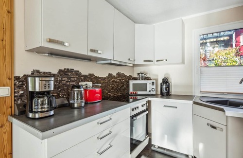 Bungalowdorf an der Talsperre Casa | Vivienda que admite mascotas en.