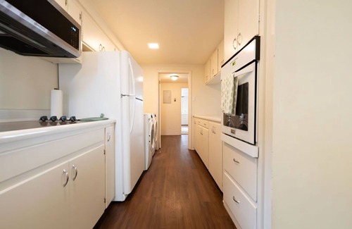 Farmington Casa | Pet Friendly - Downtown Farmington - 6+ Months Minimum