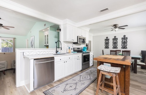 Mount Pleasant Cabaña | Pet Friendly, Entire Home, Close to the Beach & Charleston