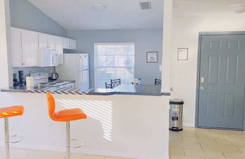Indian Point Casa | Pet Friendly Entire Villa Private Heated Pool Close to Disney