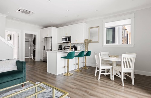 River District Alquiler De Eote | Pet Friendly Floating Villa - Inspiration at The Cove - Downtown Wilmington