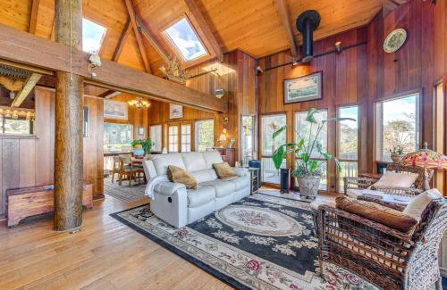 Deltaville Casa | Pet-Friendly Gem with Private Dock in Deltaville!