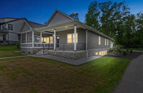 South Bend Casa | Pet-Friendly Getaway with Golf & Private Patio Retreat home