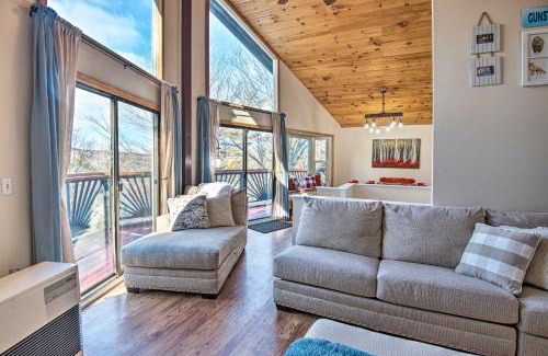 Gilford Casa | Pet-Friendly Gilford Home by Gunstock Ski Mountain