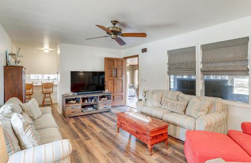 Higden Casa | Pet-Friendly Higden Getaway Less Than 1 Mi to Marina!