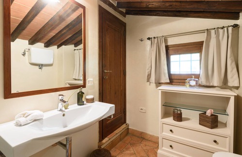 Montecchio Casa | Casa de vacaciones que admite mascotas Villa Francesca Toscana con piscina, jardín y Wi-Fi