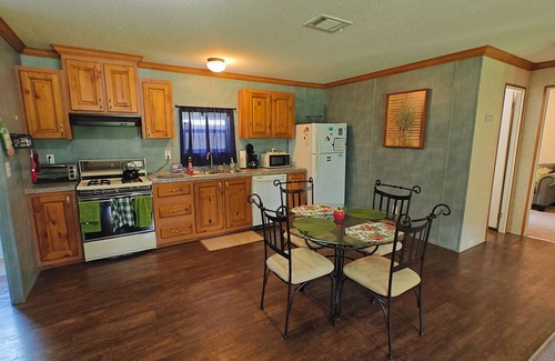 Dunnellon Casa | Pet-Friendly Home, 5 mins away from Rainbow Springs