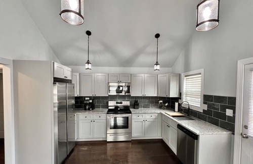 Mayhew Casa | Pet Friendly Home Close To Lake Norman 3BR/2BA Newly Renovated MUST SEE!!!