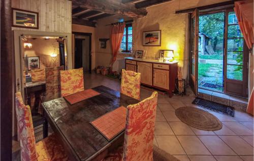 Marsac-sur-Don Casa | Pet Friendly Home In Marsac Sur Don