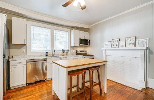 Wilmington Casa | Pet-Friendly Home in Dtwn Wilmington WFH Welcome!