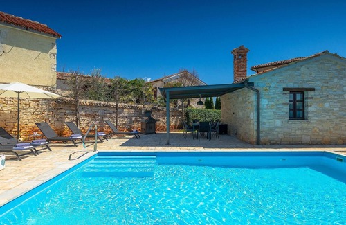 Strpacici Casa | Casa que admite mascotas en Porec
