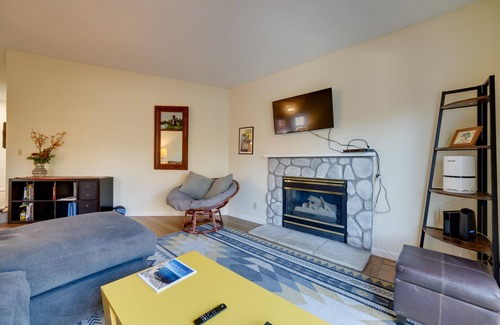 Northwest Reno Casa | Pet-Friendly Home in Reno: Yard + Mountain Views