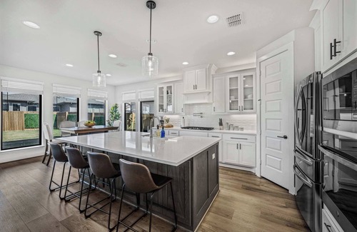 Austin Casa | Stunning Dog-Friendly Home in Austin