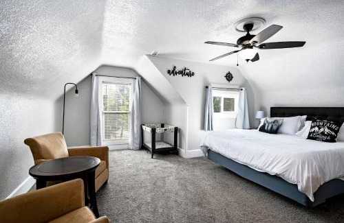 West Colfax Casa | Pet-friendly Home W Backyard & Bbq