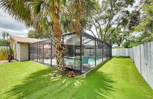 Palm Harbor Cabaña | Palm Harbor Vacation Rental With Private Pool
