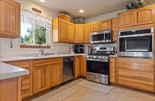 Kalispell Casa | Pet Friendly Home with Fishing Access and Fire Pit