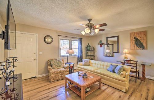 Meadowview Casa | Pet-Friendly Home with Grill and Farm in Meadowview!