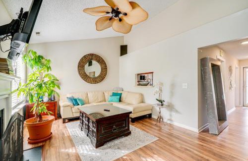 Wilmington Casa | Pet-Friendly Home with Private Hot Tub in Wilmington